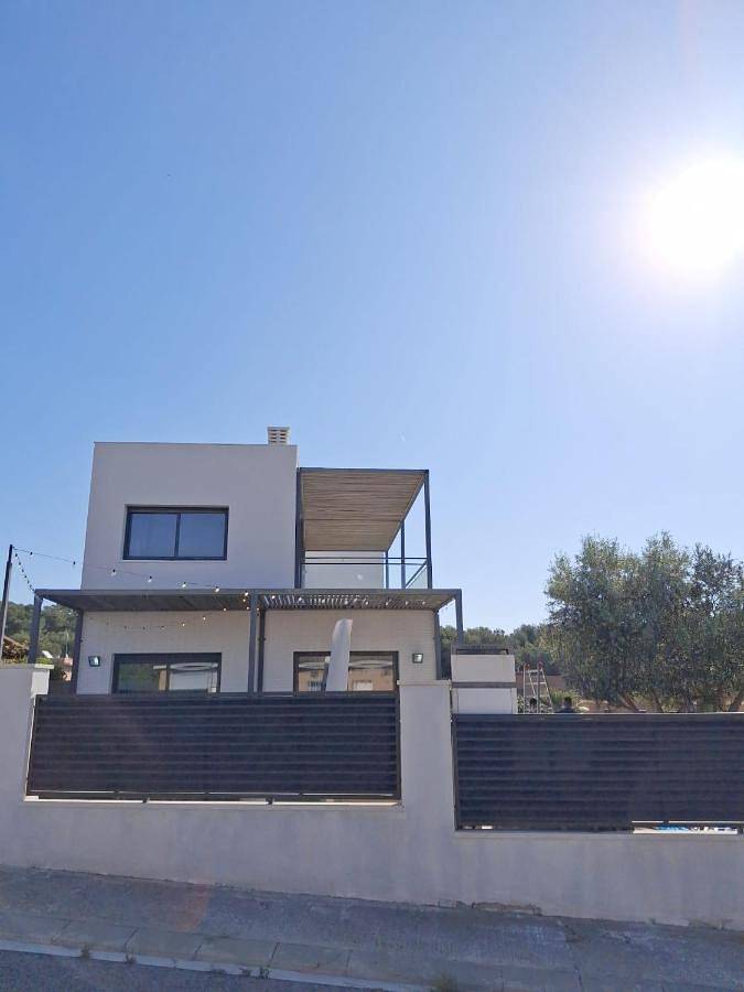 Chalet para 8 personas, con jardín además de piscina y vistas en Bajo Penedés - 3