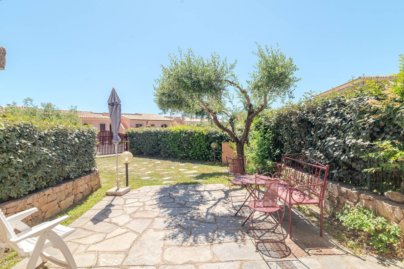 Vakantiehuis "Villetta Il Corallo" met Uitzicht op Zee, Balkon, Tuin & Terras in San Teodoro, Olbia-Tempio