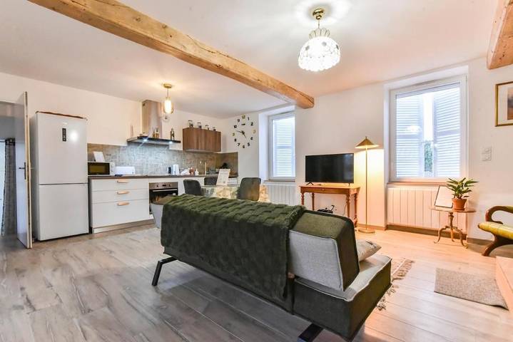 Gîte pour 4 personnes, avec terrasse à Prissé - 2