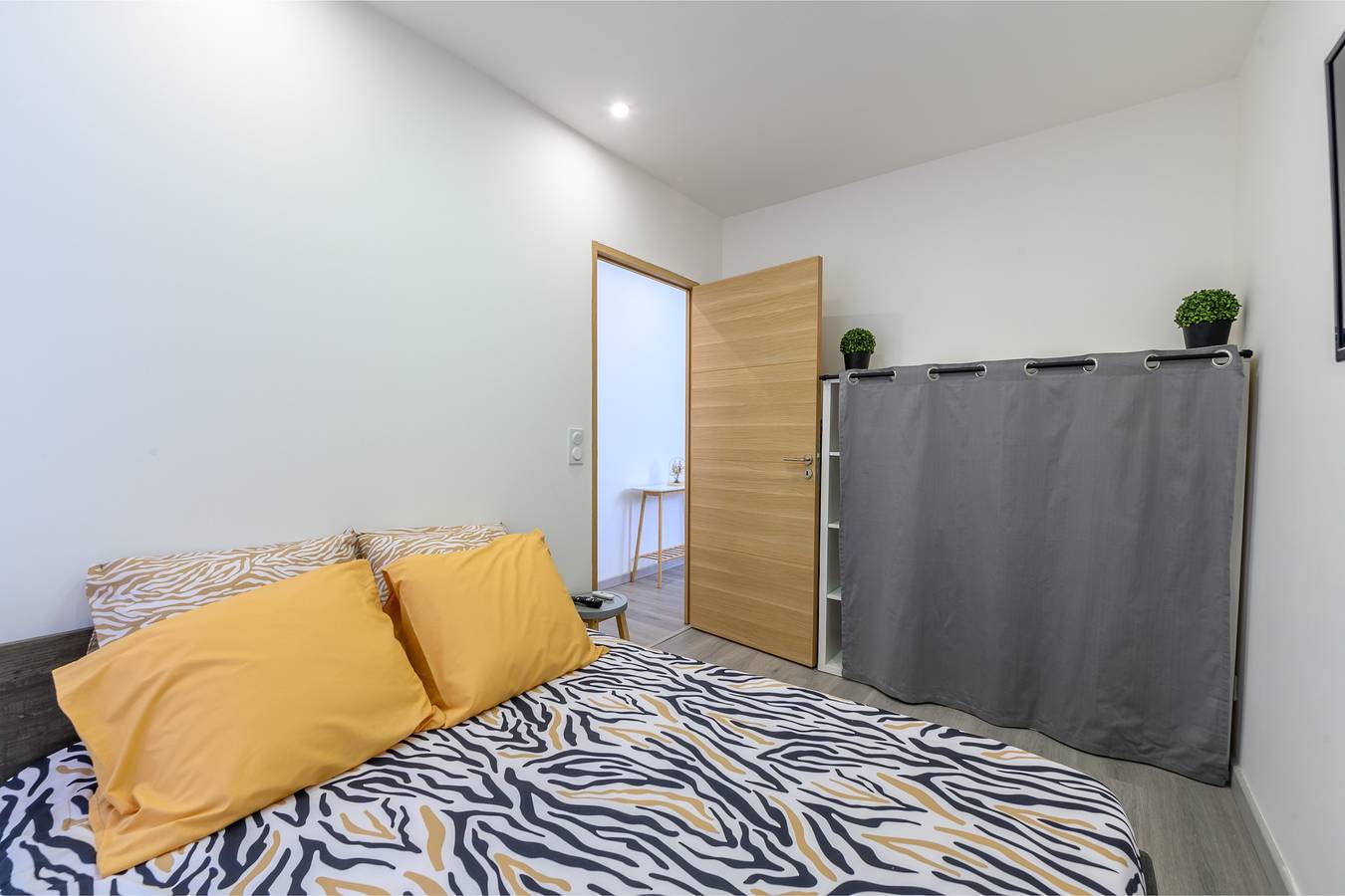 Entire apartment, Cozy Corner - Appt avec jardin pour 4 in Tournan-en-Brie, Seine-et-Marne