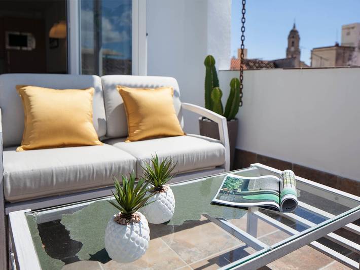 Entire holiday apartment, Inmálaga Apartments Penthouse Padilla in Malaga Centro Historico, Malaga