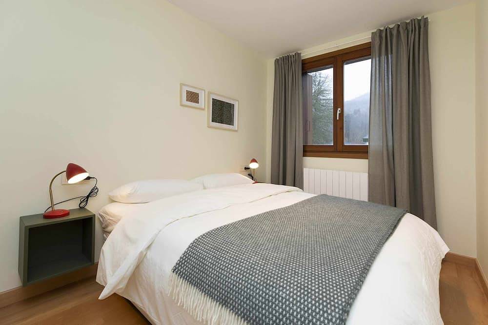 Entire apartment, Tenaesquí I by Bevalle in Escarrilla, Sallent de Gállego