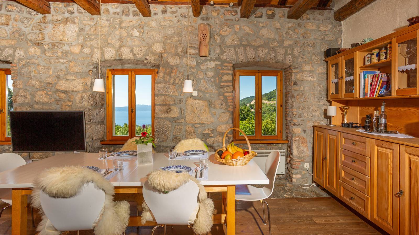 Villa Celestina by Villas Guide in Icici, Primorje-Gorski Kotar
