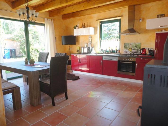 Ferienhaus für 6 Personen, mit Ausblick und Garten in Templin