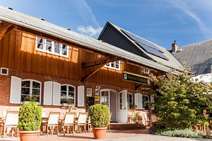Hotel für 2 Personen, mit Terrasse und Garten sowie Ausblick in Isenbüttel
