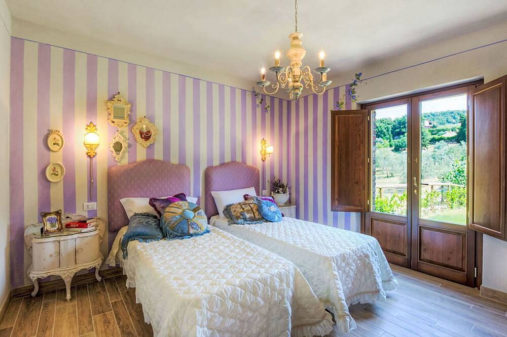 Alleinstehendes Ferienhaus mit Klimaanlage, privatem Pool,  W-Lan, Tv, Terrasse, Panoramablick in Iano, Florenz Provinz