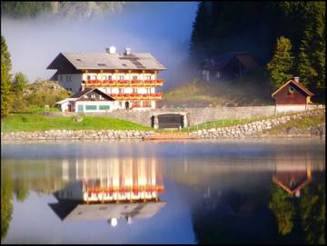 Hotel für 2 Personen, mit Terrasse und Garten, kinderfreundlich im Salzkammergut