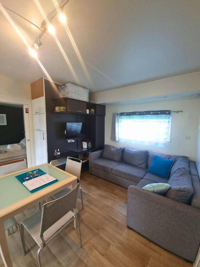Camping pour 4 personnes, avec terrasse, animaux acceptés