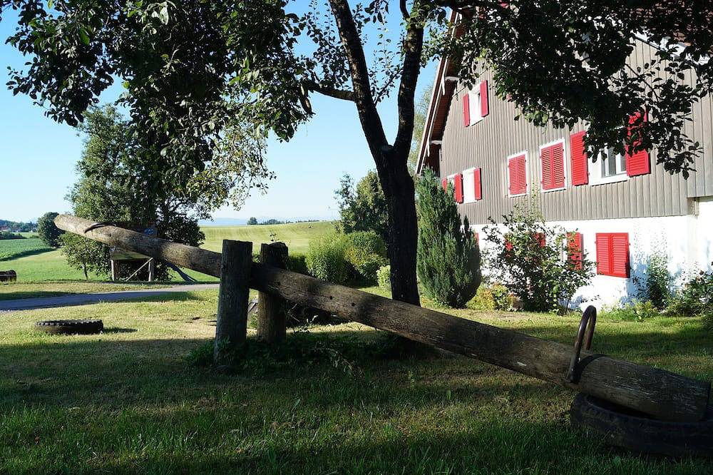 Ganze Wohnung, Gemütliche Ferienwohnung auf dem Bauernhof- Urlaub für die ganze Familie in Argenbühl, Württembergisches Allgäu