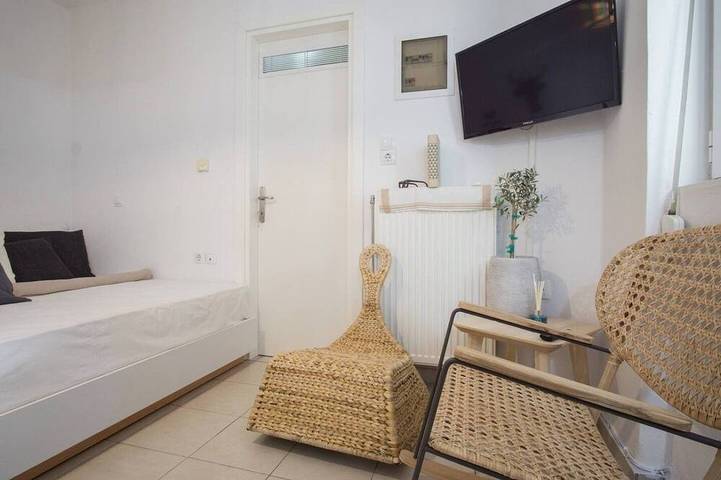 Geheel appartement, Studio 5 min. Afstand van het strand '' Ub1Y " in Rethymno (City), Rethymno en omgeving