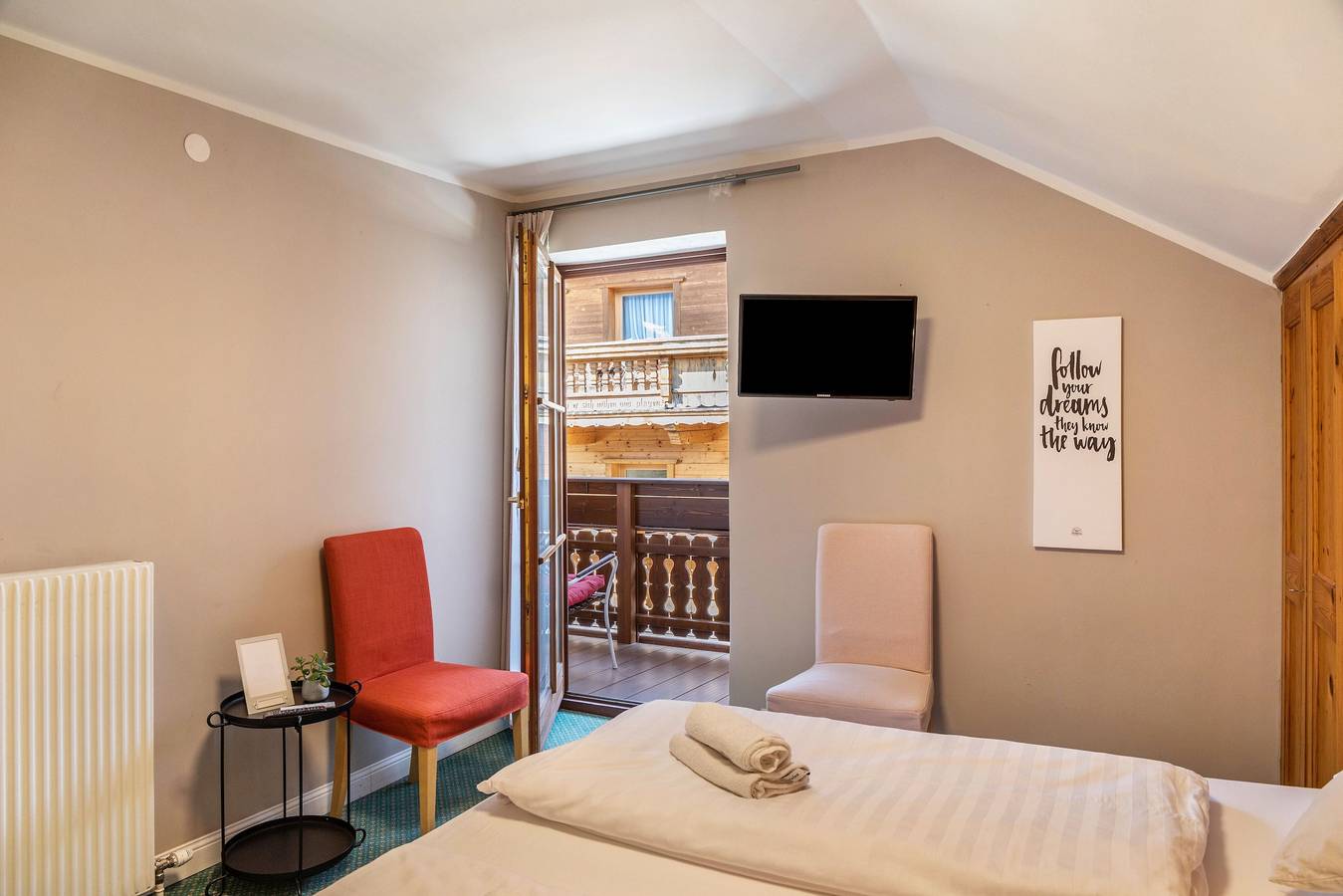 Room 16 (budget double room) with mountain view, balcony and Wi-Fi in Seefeld in Tirol, Innsbruck Land