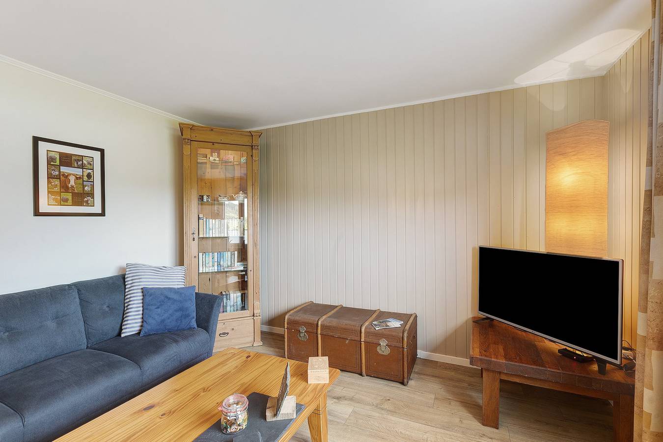 Entire apartment, Apartment 'Dorlar' with Private Terrace, Garden, and Wi-Fi in Dorlar, Schmallenberg