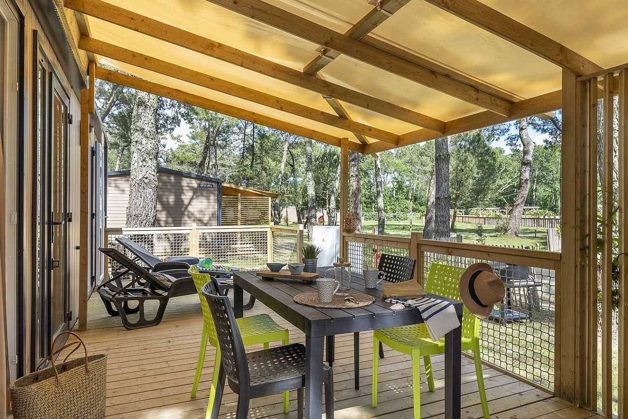 Camping pour 4 Personnes dans Les Mathes, Région de Rochefort