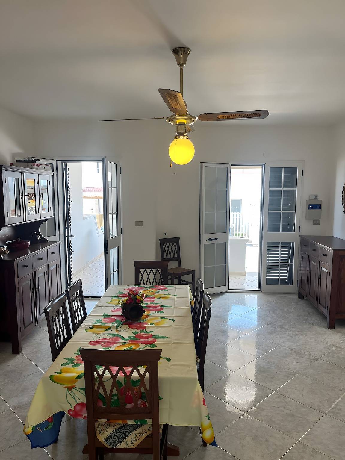 Ganze Wohnung, Apartment 'Andrea' mit privater Terrasse, Wlan und Klimaanlage in Torre Pali, Salve