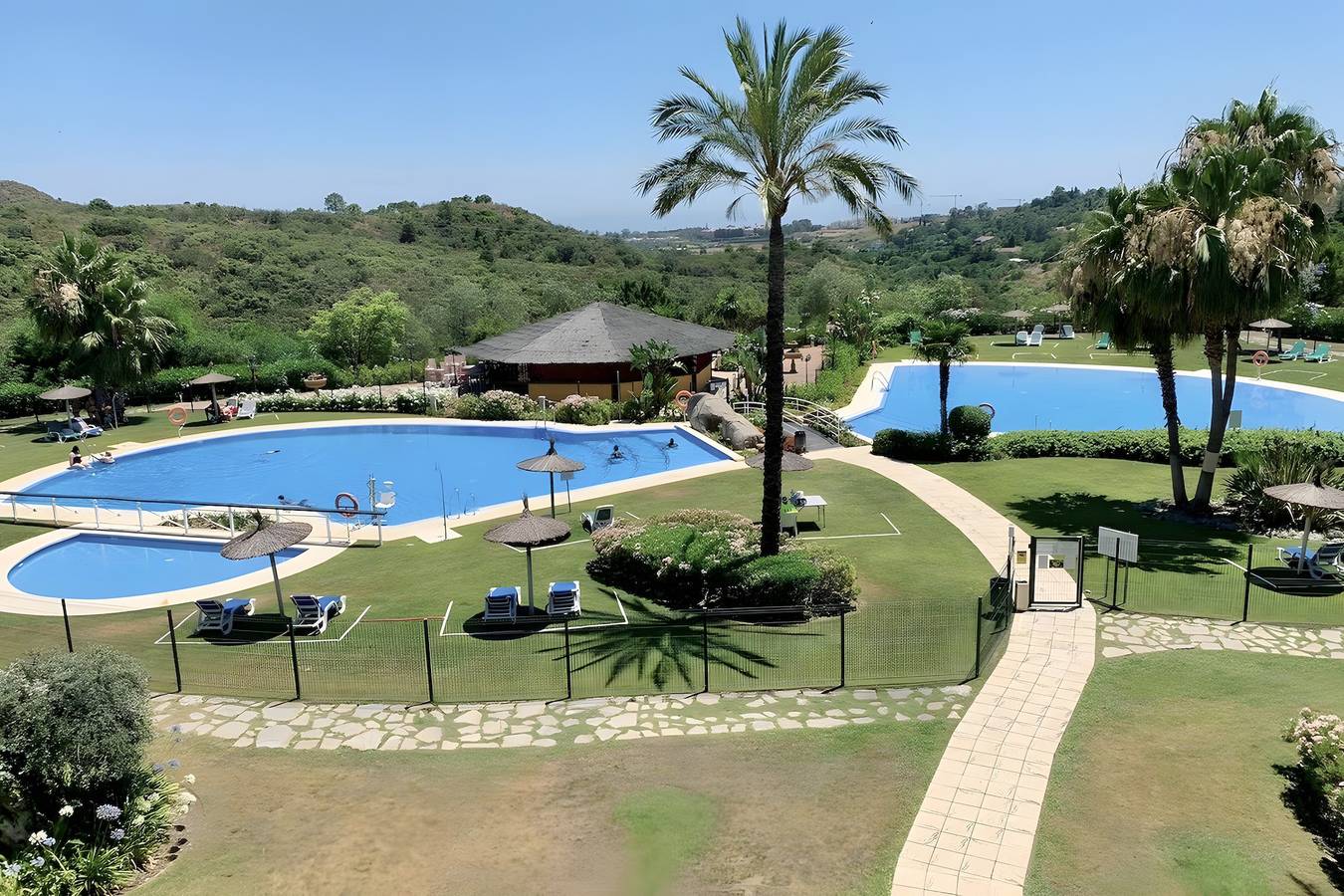 Casa de vacaciones 'Villa' con vistas a la montaña, Wi-Fi y aire acondicionado in Benahavís, Costa del Sol