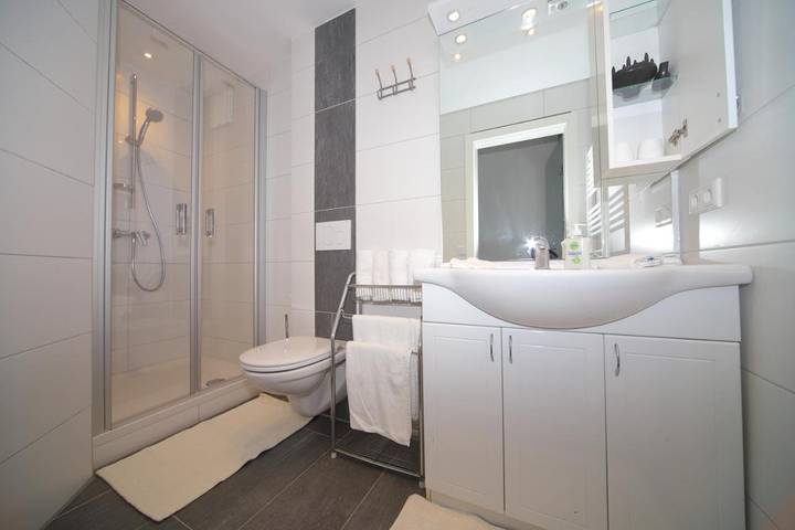 BnB für 3 Personen, mit Balkon in Schladming - 2