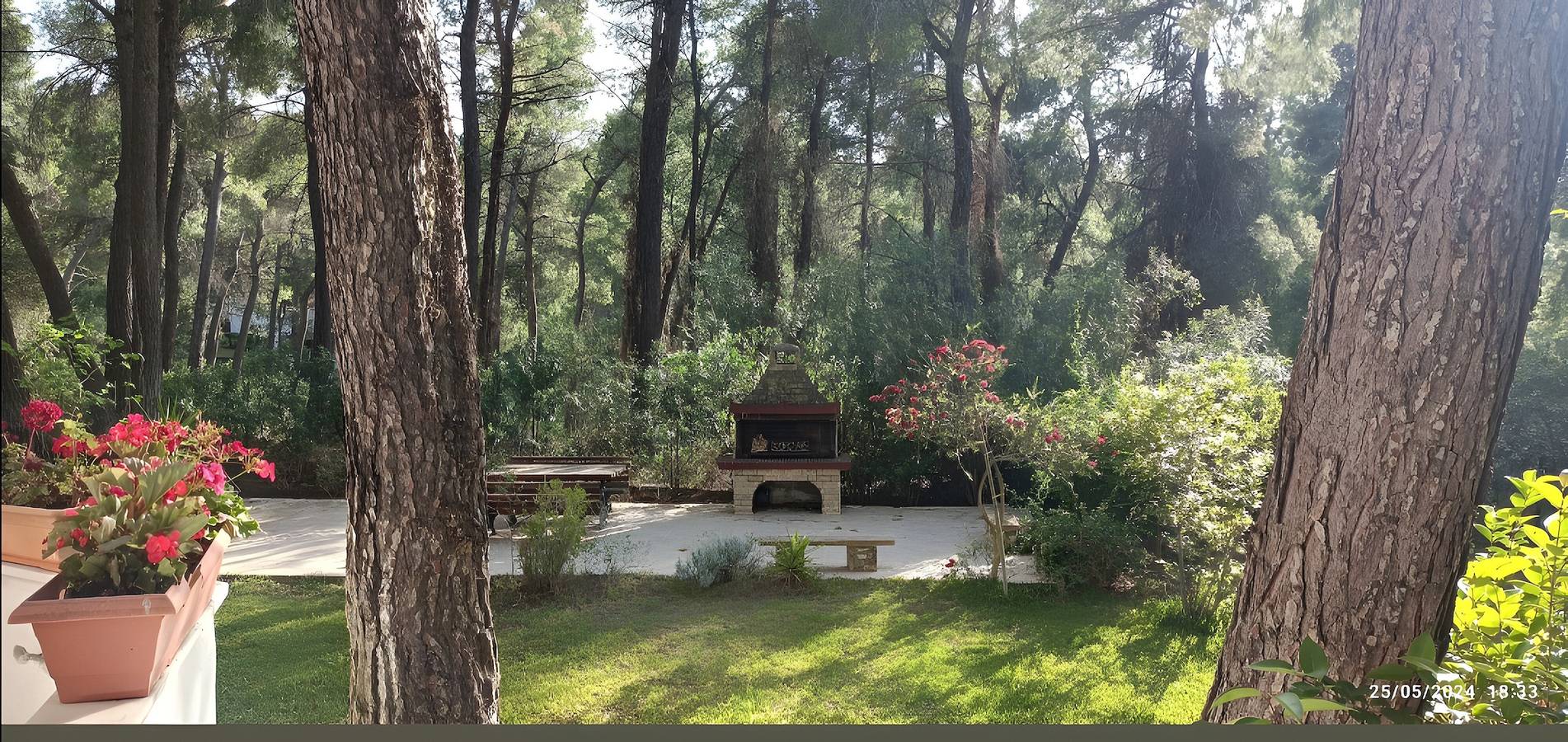Villa Anty Holiday Home in Sani, Chalkidiki—Private Terrace & Pine Forest Views in Sane, Cassandra