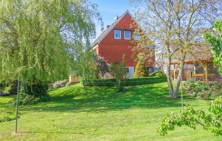 Ferienhaus für 6 Personen, mit Terrasse und Garten in Drochtersen