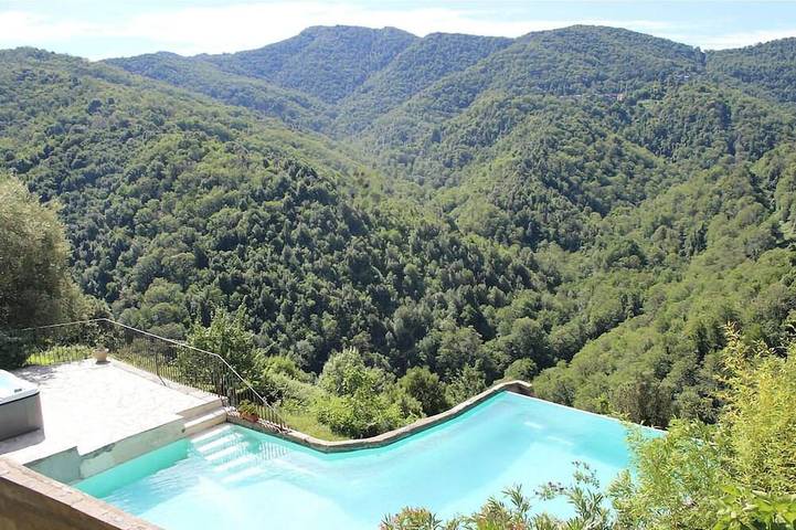 Casa vacanza per 5 persone, con giardino e piscina - 1