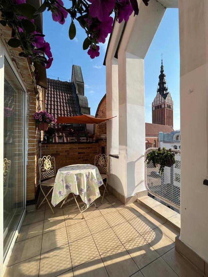 Apartament wakacyjny dla 6 osób, z Balkon i Taras oraz Widok w Elbląg