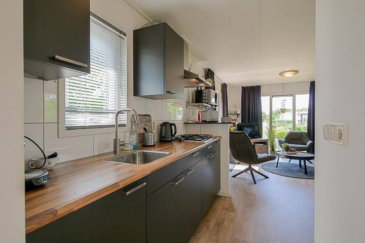 Chalet für 4 Personen, mit Terrasse und Balkon/Terrasse in Petten - 4