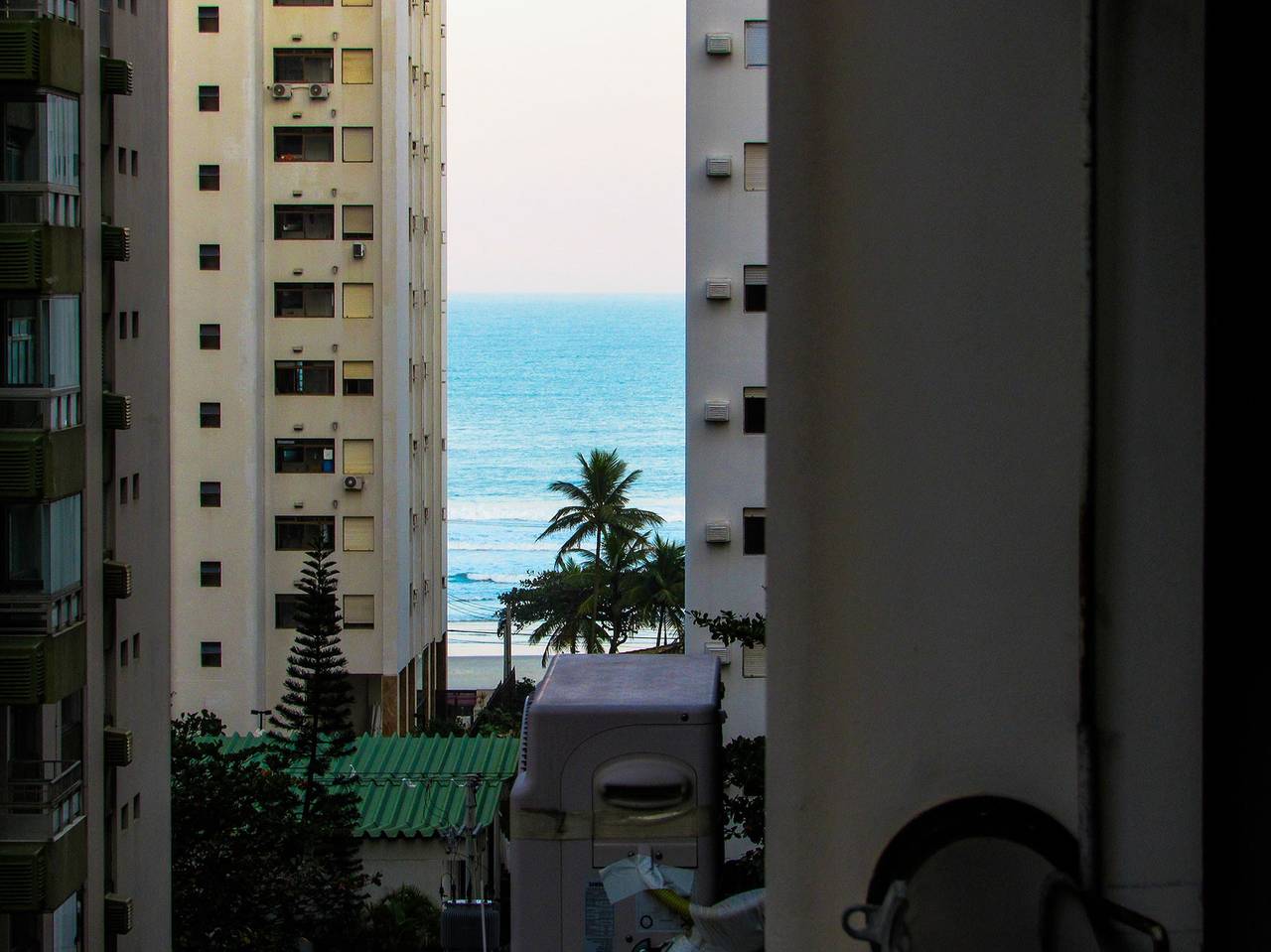 Ganze Wohnung, Ótimo Apto a 200m - Praia das Pitangueiras/Guarujá in Guarujá, Baixada Santista