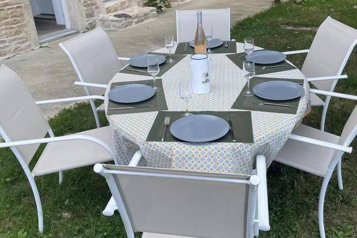 Location de vacances pour 6 personnes, avec jardin, animaux acceptés à Uchizy - 4