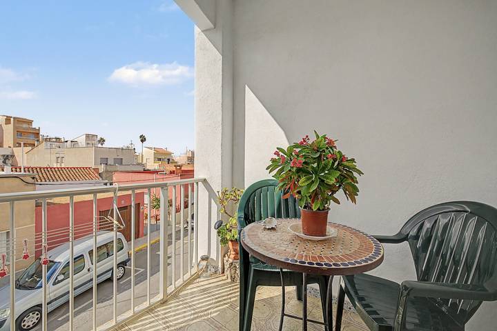 Entire apartment, Apartment 'Lo Raco Del Delta' with Private Terrace, Wi-Fi and Air Conditioning in Sant Jaume d'Enveja, Delta de l'Ebre