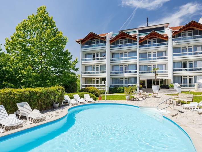 Ferienwohnung für 2 Personen, mit Balkon und Whirlpool sowie Pool, mit Haustier - 1