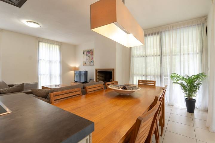 Villa pour 6 personnes, avec jardin et terrasse ainsi que bassin pour enfant et piscine en Gironde - 2