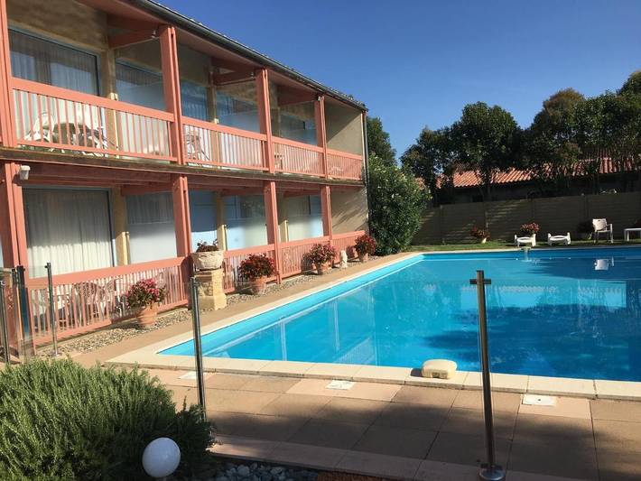 Hôtel pour 2 personnes, avec jardin ainsi que piscine et terrasse à Condom - 3
