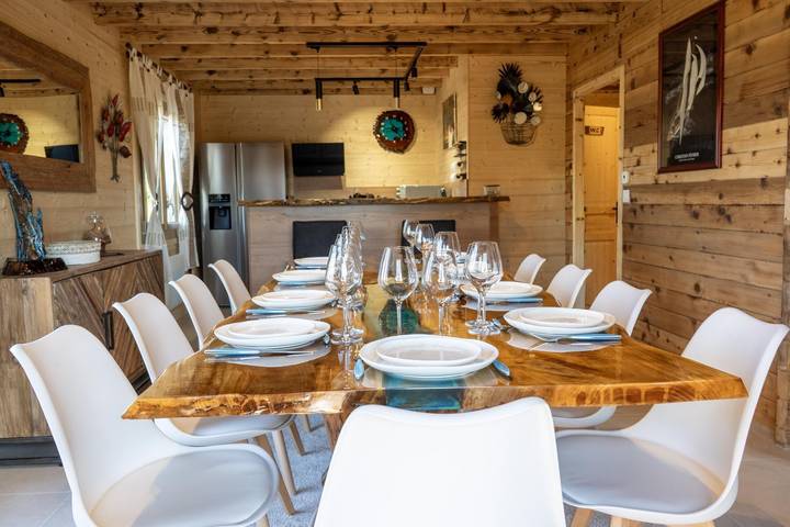 Le Chalet du silence in Barésia-sur-l'Ain, Jura Francais