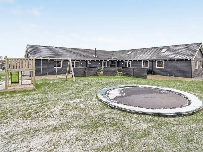 Ferienhaus für 18 Personen, mit Whirlpool und Terrasse sowie Pool und Sauna in Kegnæs - 4