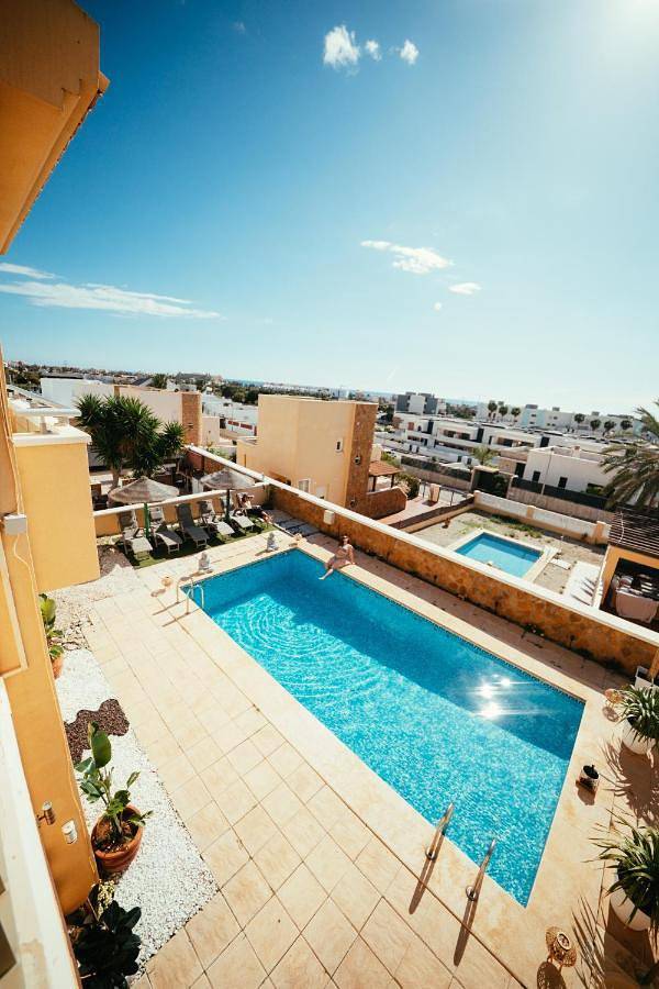 Chalet para 10 personas, con vistas además de jardín y piscina en Poniente Almeriense