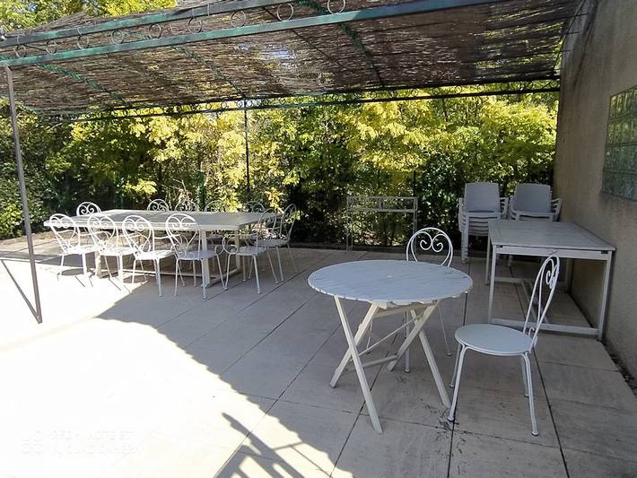 Villa pour 13 personnes, avec jardin ainsi que piscine et balcon dans le Vaucluse - 4