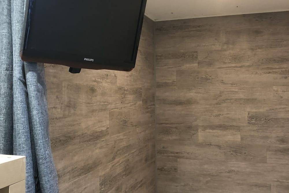 Entire apartment, Apartment Le Schuss Val Thorens - 4 people in Val Thorens, Les Trois Vallées