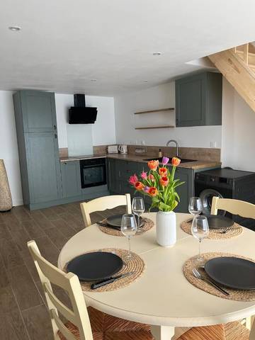 Gîte pour 6 personnes, avec terrasse, animaux acceptés à Segonzac