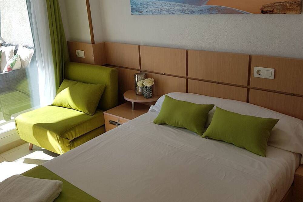 Entire apartment, Front Apartment First Line Of The Sea in Marina d'Or, Oropesa del Mar