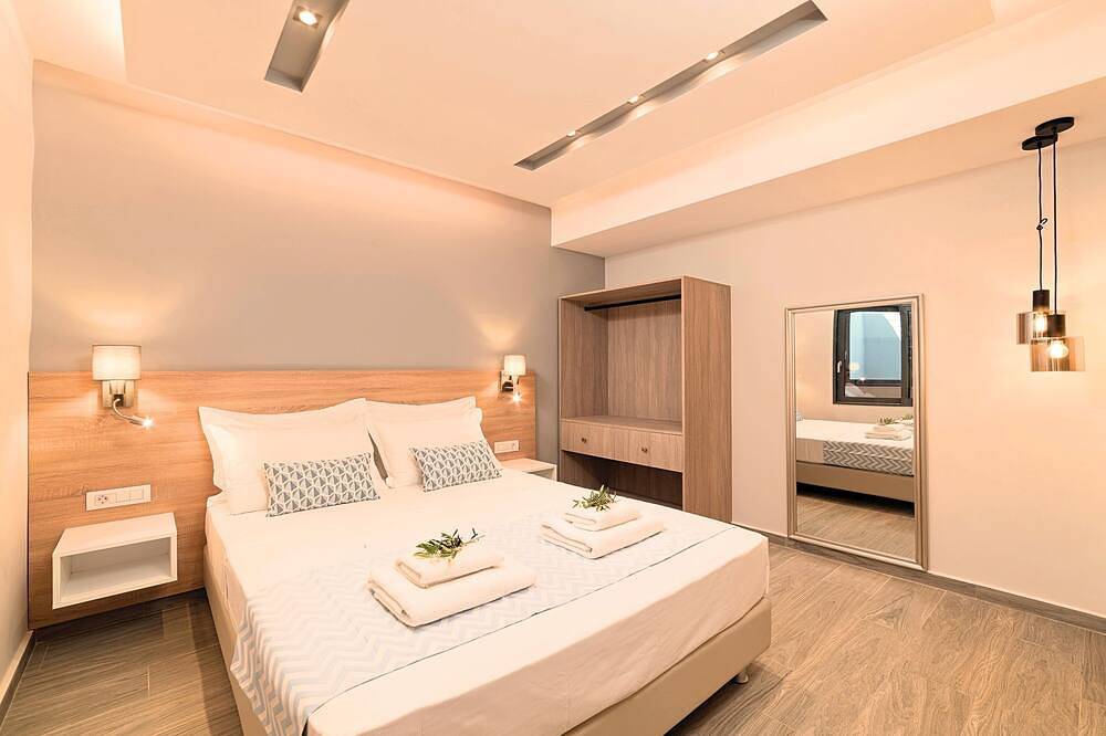 Moonlight Maxima Villa 2 Heated Pools 30 guests in Chania region