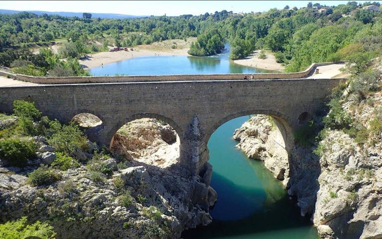 Location de vacances pour 4 personnes, avec jardin ainsi que terrasse et vue à La Boissière - 2