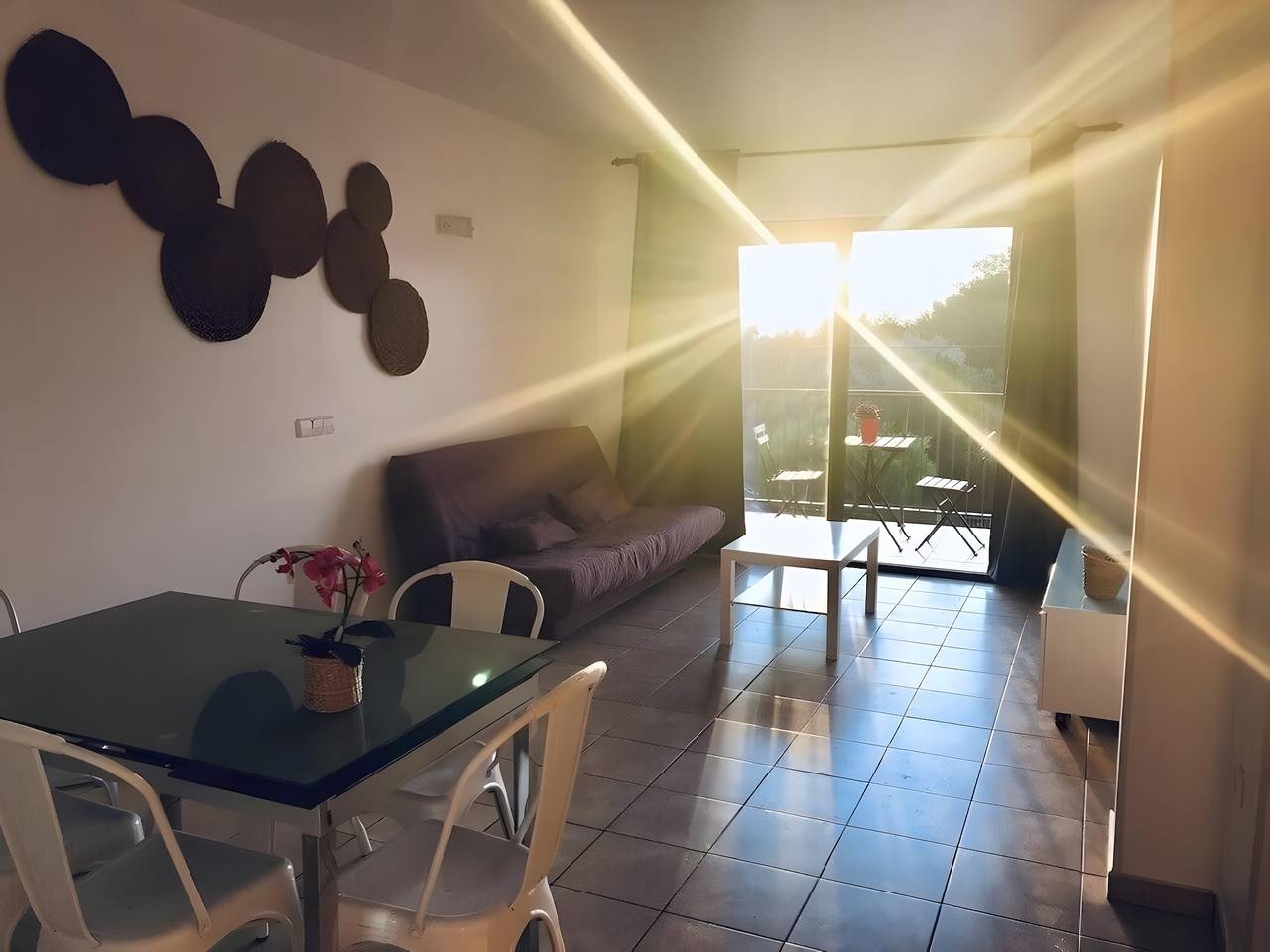 Apartamento entero, Apartamento 'La Mundial Formentera' con vistas al lago, Wi-Fi y aire acondicionado in Es Pujols, Formentera
