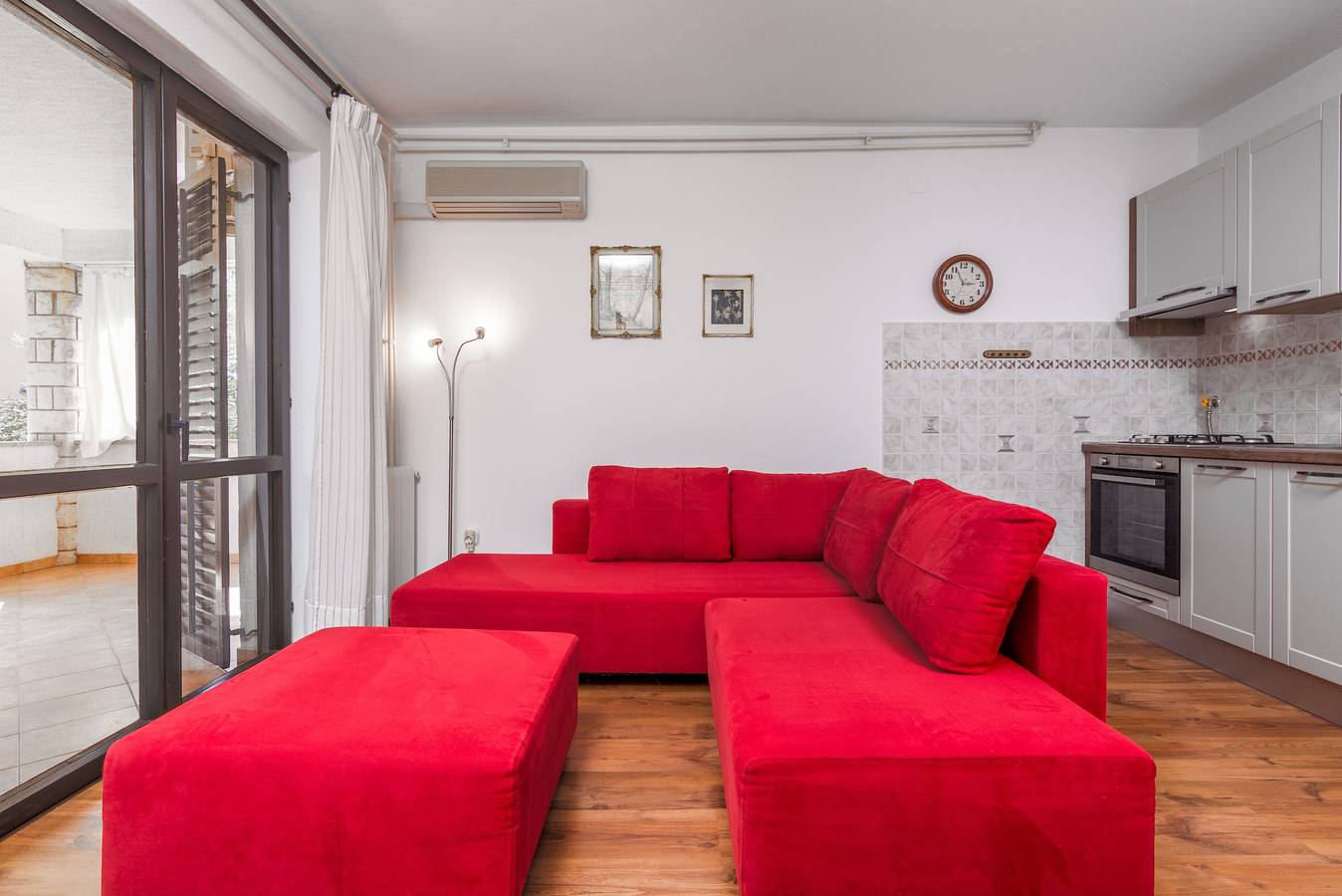 Ganze Wohnung, 1-Zimmer-Ferienwohnung mit Terrasse Pjescana Uvala, Pula A-7349-b in Pjescana Uvala, Südküste Istrien