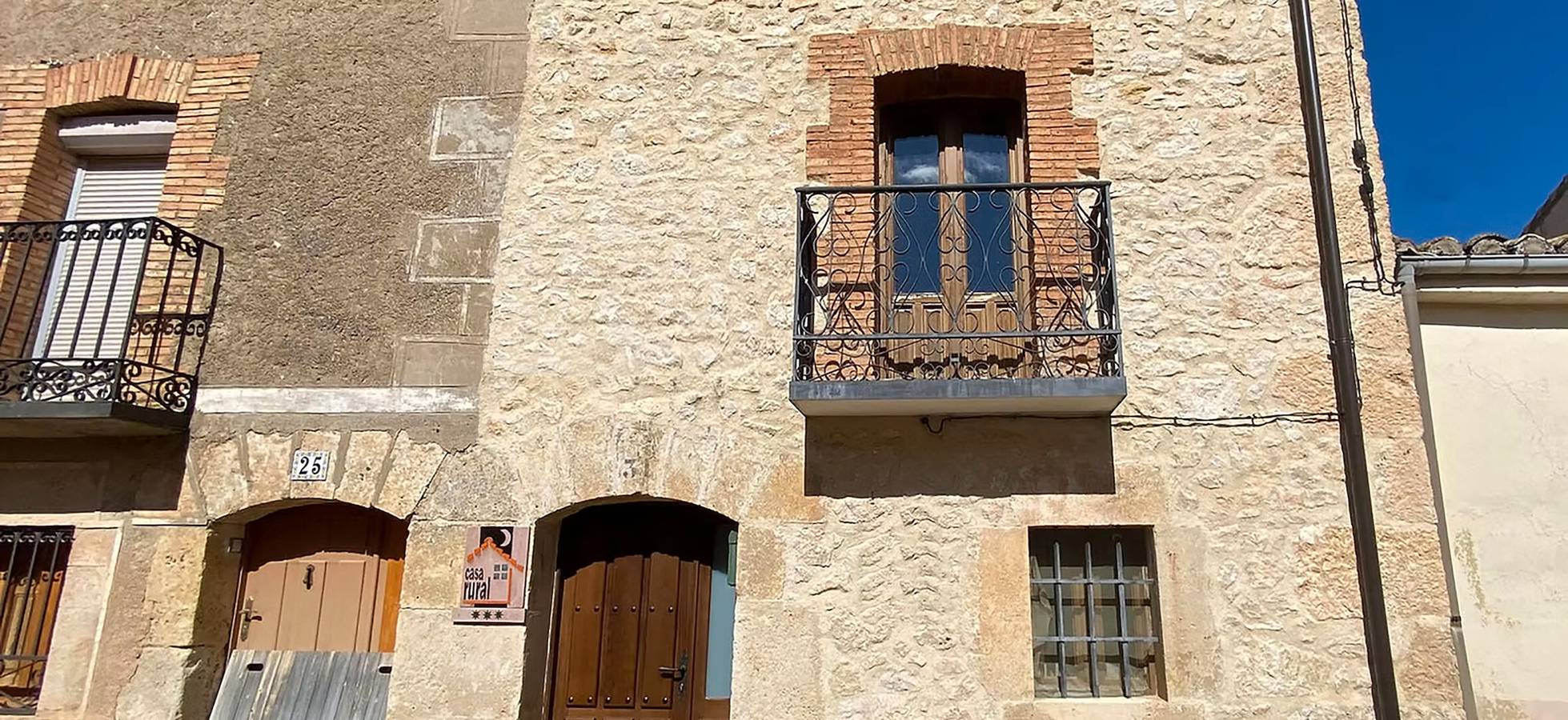 Landhaus 'La Marcela' mit Bergblick, privater Terrasse und Wlan in Peñalba de San Esteban, San Esteban de Gormaz