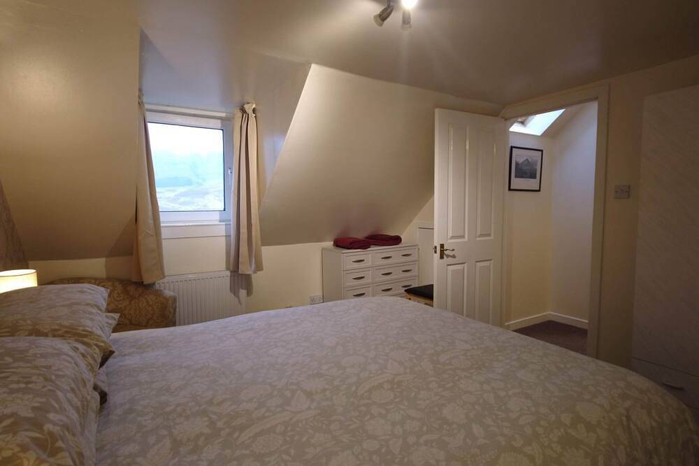 Cottage-Eigenes Badezimmer in Stirling und Umgebung