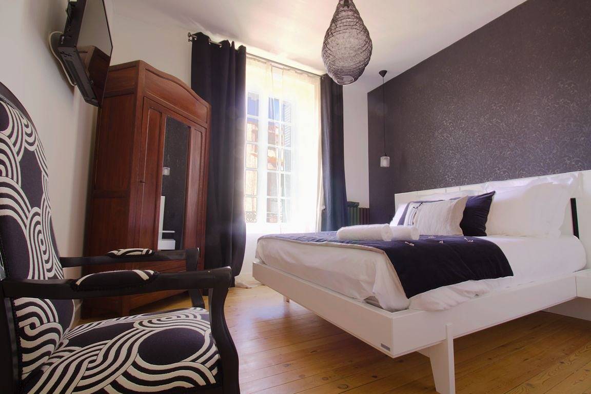 Les Corderies - Chambre Afra in Les Sables-d'Olonne, Vendée