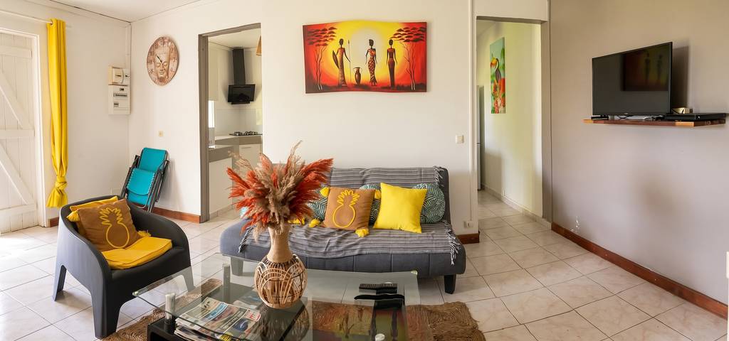 Appartement entier, Appartement avec vue jardin à Deshaies 80 m² avec piscine in Deshaies, Guadeloupe