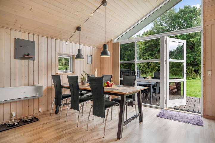 Ferienhaus für 6 Personen, mit Whirlpool und Terrasse sowie Garten und Sauna in Himmerland - 4