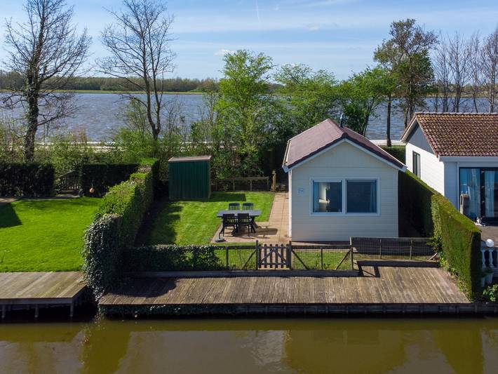 Ferienhaus für 3 Personen, mit Terrasse und Garten in Wervershoof