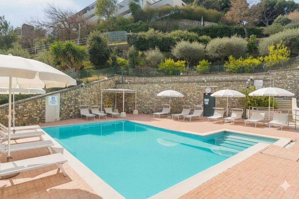 Residenza al Porto appartamenti con parcheggio in Spotorno, Riviera di Ponente