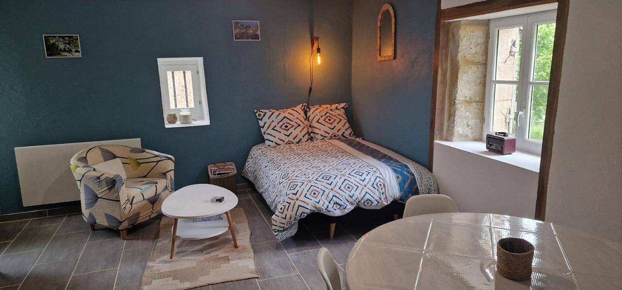 Au doux rêve gite avec piscine et spa privés in Corgnac-sur-l'Isle, Périgord Vert